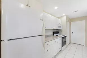 209 SW Chapman Ave, Port Saint Lucie, FL 34984 - Photo 18