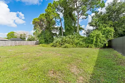 209 SW Chapman Avenue, Port Saint Lucie, FL 34984 - Photo 14