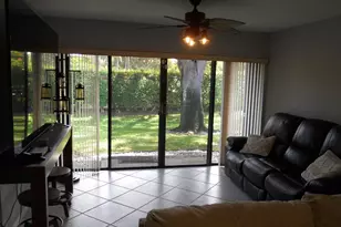8199 Springlake Dr, Boca Raton, FL 33496 - Photo 6