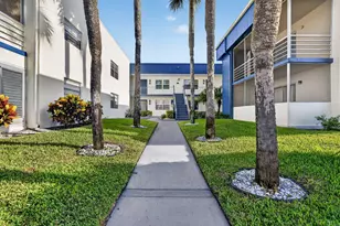515 Normandy Ln, Delray Beach, FL 33484 - Photo 1