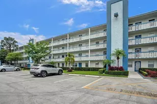 3004 Lincoln A, Boca Raton, FL 33434 - Photo 2