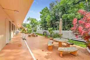 815 SW 10th Terrace, Hallandale Beach, FL 33009 - Photo 2