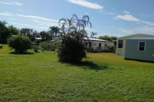 2788 SW Thunderbird Tr, Stuart, FL 34997 - Photo 12
