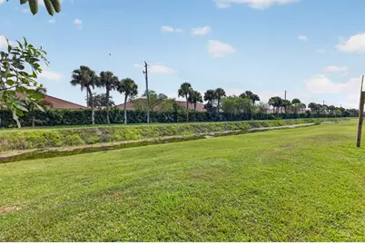 20892 Concord Green Drive E, Boca Raton, FL 33433 - Photo 16