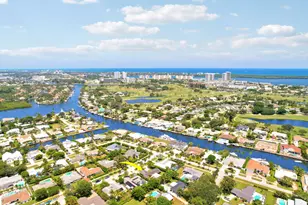 704 Pelican Way, North Palm Beach, FL 33408 - Photo 24