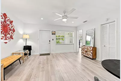 2060 NE 1st Street #1-8, 10-20, Deerfield Beach, FL  - Photo 4