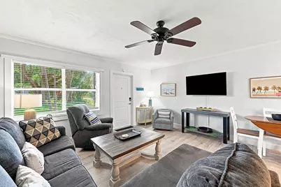 2060 NE 1st Street #1-8, 10-20, Deerfield Beach, FL  - Photo 12