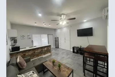 824 NE 4th Street #3, Fort Lauderdale, FL 33301 - Photo 1