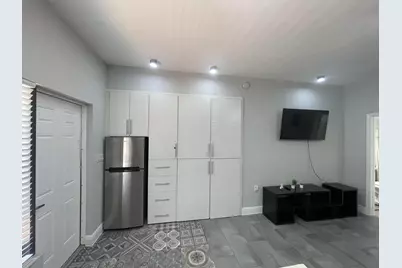 824 NE 4th Street #3, Fort Lauderdale, FL 33301 - Photo 6