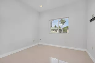 7940 Exeter Cir E, Tamarac, FL 33321 - Photo 20