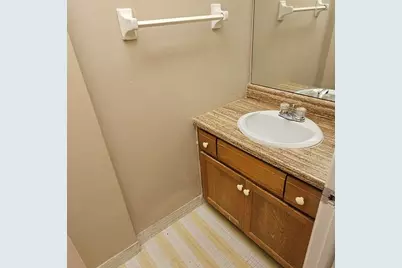 3690 Inverrary Drive #2Y, Lauderhill, FL 33319 - Photo 8