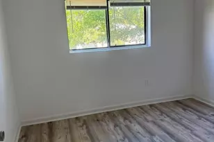 300 Palm Cir W, Pembroke Pines, FL 33025 - Photo 1
