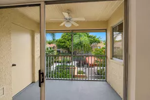 954 Coral Club Dr, Coral Springs, FL 33071 - Photo 26