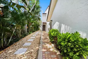 1301 N Riverside Dr, Pompano Beach, FL 33062 - Photo 2