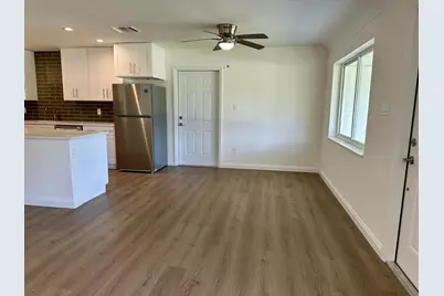 1913 Wyoming Avenue, Fort Pierce, FL 34982 - Photo 8