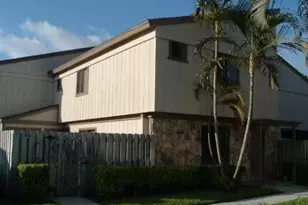 11868 Sturbridge Ln, Wellington, FL 33414 - Photo 1