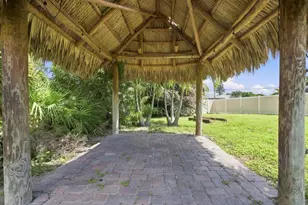 499 SW Millard Dr, Port Saint Lucie, FL 34953 - Photo 16