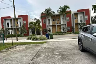 314 NW 5th St, Hallandale Beach, FL 33009 - Photo 2