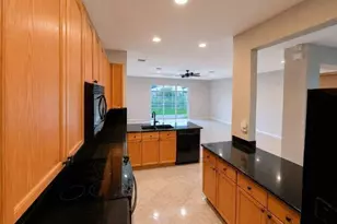 5292 Sancerre Cir, Lake Worth, FL 33463 - Photo 6