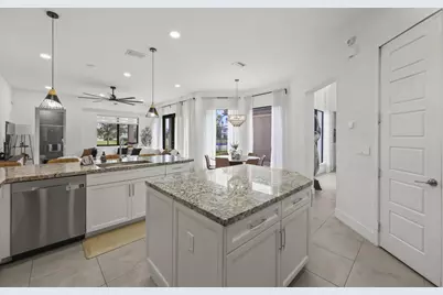 10432 N Lago Vista Circle, Parkland, FL 33076 - Photo 10