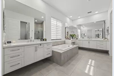 10432 N Lago Vista Circle, Parkland, FL 33076 - Photo 16