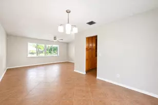 1091 SE Preston Ln, Port Saint Lucie, FL 34983 - Photo 12