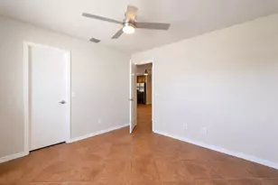 1091 SE Preston Ln, Port Saint Lucie, FL 34983 - Photo 14