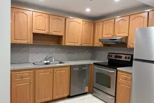 250 NE 181st Dr, Sunny Isles Beach, FL 33160 - Photo 8