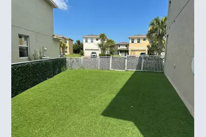 2010 NW Cataluna Circle, Port Saint Lucie, FL 34986 - Photo 28