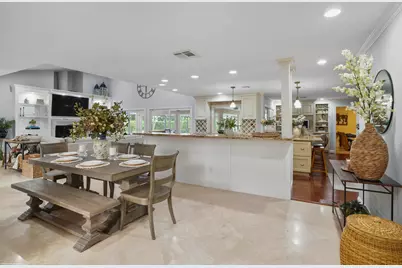 2379 Newbury Court, Wellington, FL 33414 - Photo 10