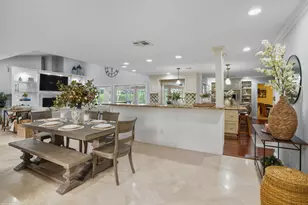2379 Newbury Ct, Wellington, FL 33414 - Photo 10