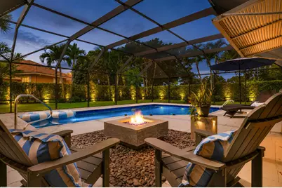 2379 Newbury Court, Wellington, FL 33414 - Photo 2