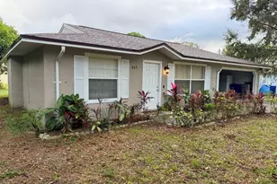 865 17th Ln SW, Vero Beach, FL 32962 - Photo 2