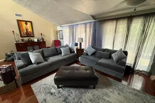 249 Pleasant Wood Dr, Wellington, FL 33414 - Photo 2