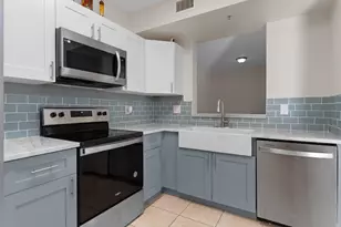 1165 Golden Lakes Blvd, West Palm Beach, FL 33411 - Photo 10