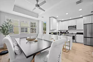 11818 Valencia Gardens Ave, Palm Beach Gardens, FL 33410 - Photo 10