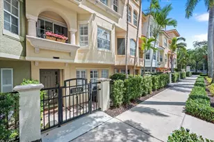 11818 Valencia Gardens Ave, Palm Beach Gardens, FL 33410 - Photo 2