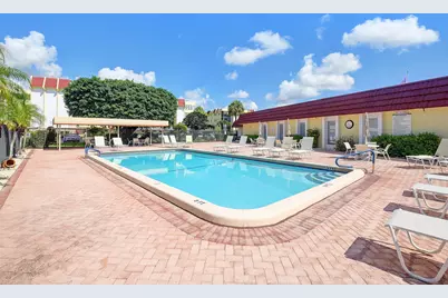 23249 Barwood Lane N #305, Boca Raton, FL 33428 - Photo 18