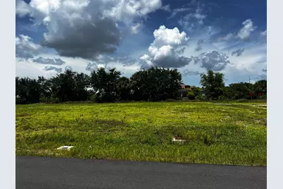 1011 NE 23rd Street, Cape Coral, FL 33909 - Photo 4