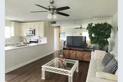 158 Preston Way, Boca Raton, FL 33434 - Photo 2