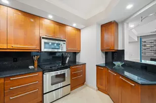 333 Las Olas Way, Fort Lauderdale, FL 33301 - Photo 8