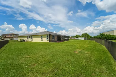 7214 NW Farnsworth Circle, Port Saint Lucie, FL 34987 - Photo 34