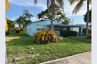 1061 W 4th Street, Riviera Beach, FL 33404 - Photo 10