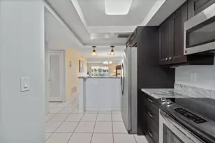 725 N Riverside Dr, Pompano Beach, FL 33062 - Photo 6