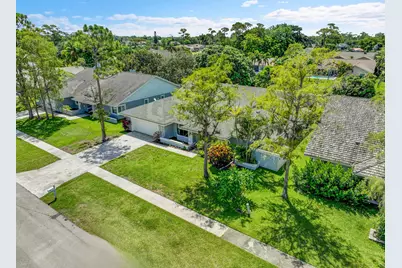 14544 Autumn Avenue, Wellington, FL 33414 - Photo 32