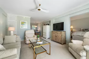 33 S Ocean Ave, Palm Beach Shores, FL 33404 - Photo 6