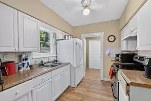 633 Franklin Rd, West Palm Beach, FL 33405 - Photo 10