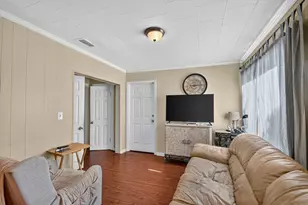 633 Franklin Rd, West Palm Beach, FL 33405 - Photo 10
