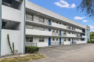 1630 Embassy Dr, West Palm Beach, FL 33401 - Photo 1