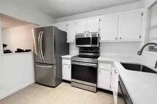 1630 Embassy Dr, West Palm Beach, FL 33401 - Photo 2